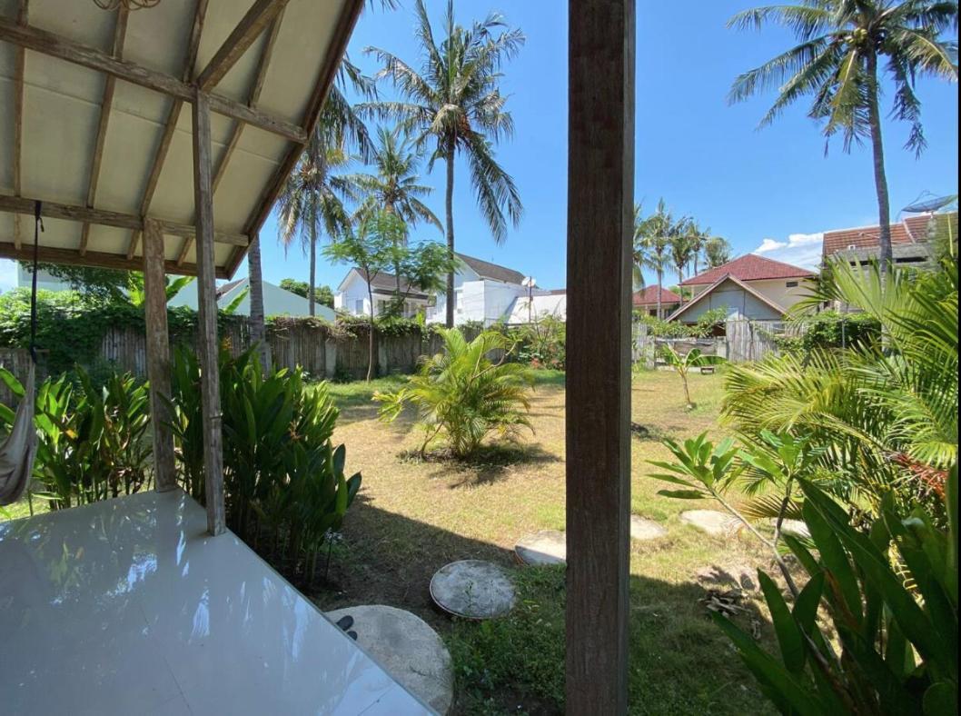 Kayu Cottage Gili Trawangan Exteriör bild